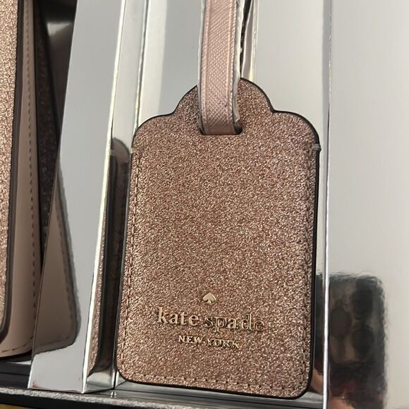 NWT Kate Spade Shimmy Boxed Travel Set rosegold - Picture 3 of 4